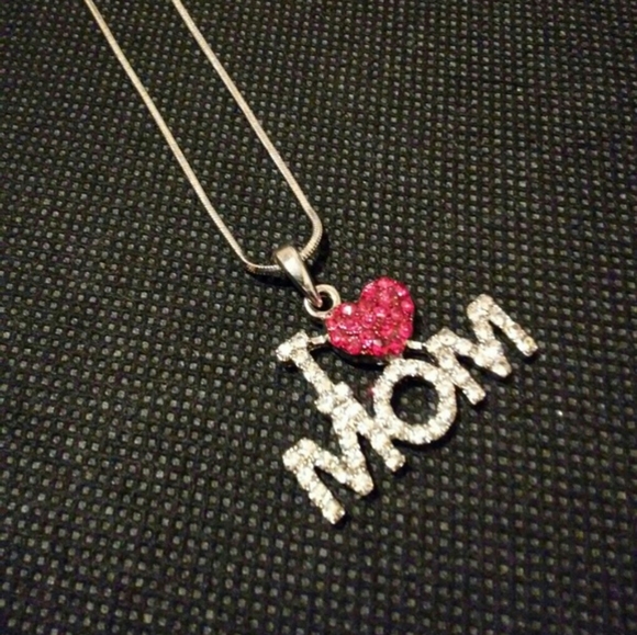 Mom necklace❤ - Picture 2 of 4